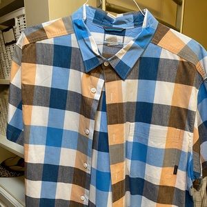 Columbia - Button Down Short Sleeve